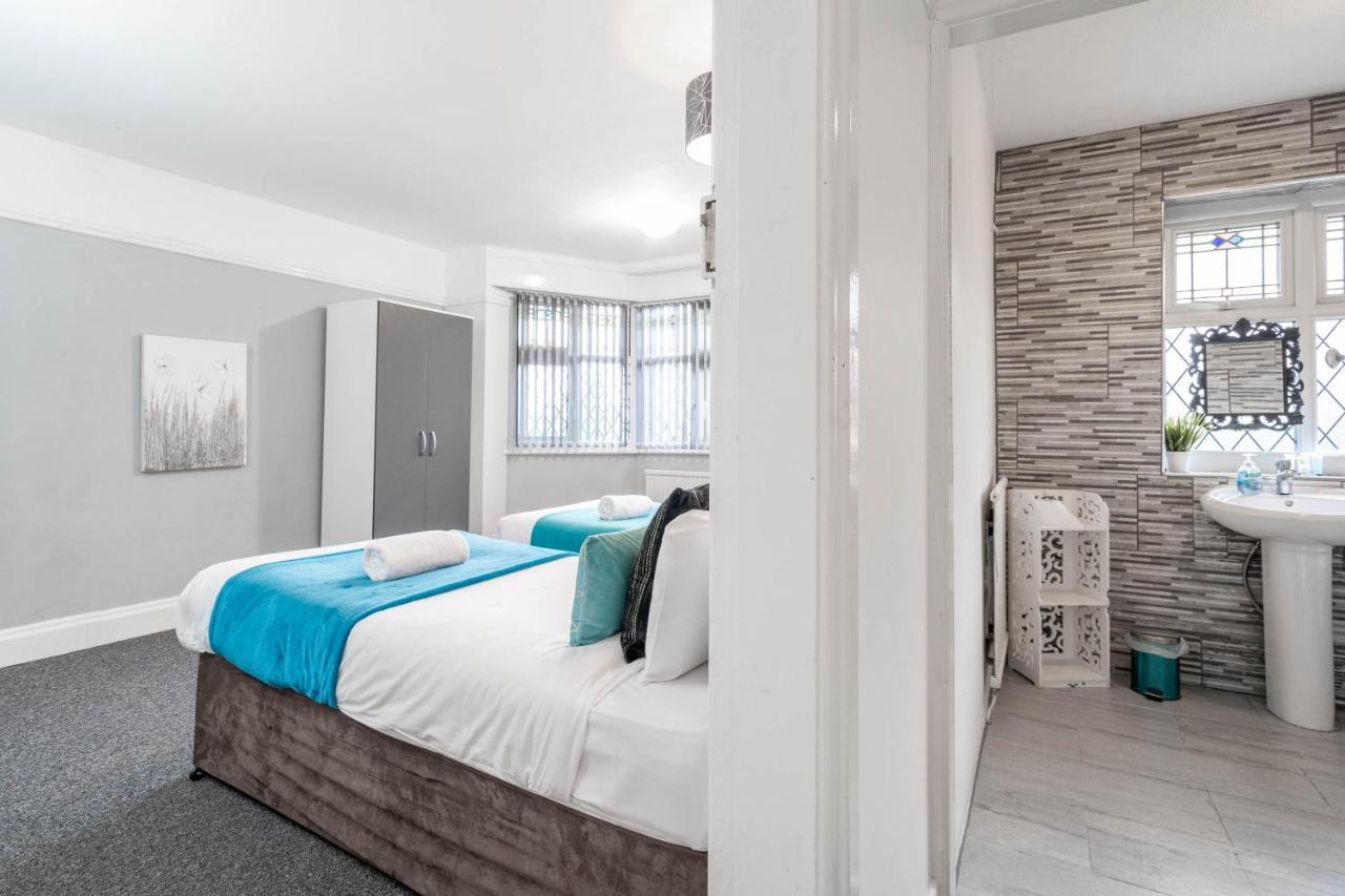 5 Bedroom House - 11 Guests - Garden - Wifi - Smart Tv - Top Rated - Large Driveway 4 Multiple Vehicles - Perfect For Contractors Birmingham Exteriér fotografie